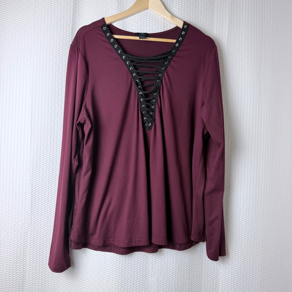 Rue+ Lace Up Grommet Women 2X Burgundy Long Sleeve Edgy‎ Goth V-Neck WitchyShirt